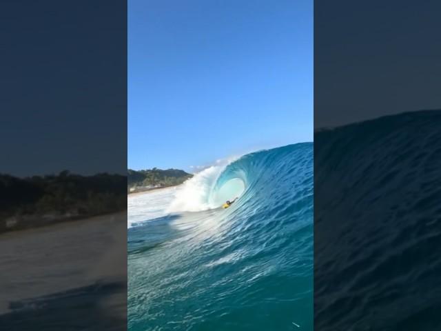 MENTO Bodyboard Barrel Davin Alexander @ Pipeline