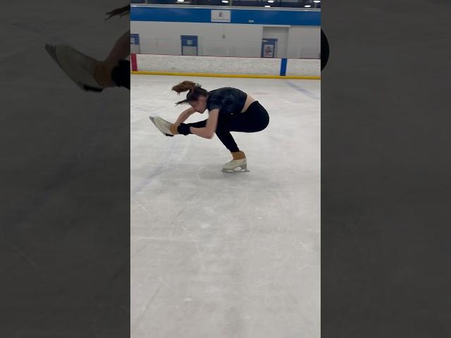butterfly spin!! #youtubeshorts #iceskating #iceskater #figureskating #edea