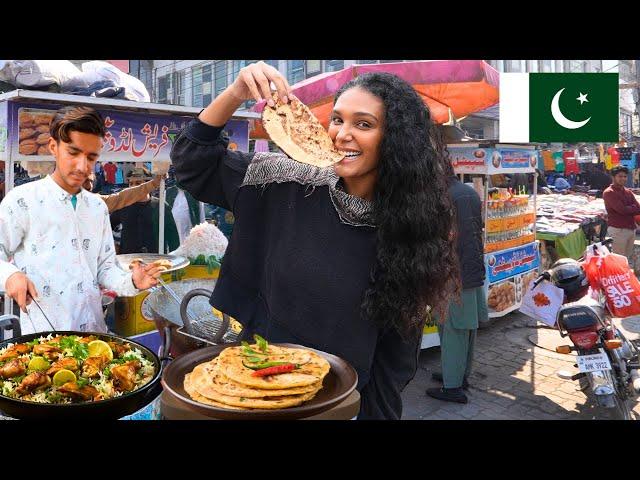 American Girl Tries Pakistani Food For the First Time!