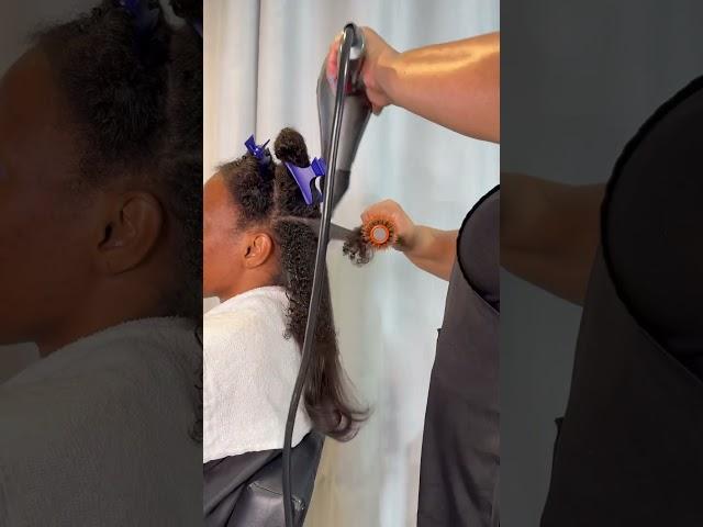 Progressive treatment for curly hair with Burix One from Prohall #progressive #curlyhair #straigh...