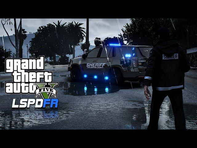 A Bizarre Train Track Twist - Rescue & Arrest - GTA 5 LSPDFR RAIN PATROL