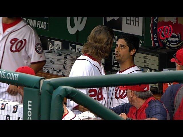 SF@WSH: Gio, Werth exchange words between innings