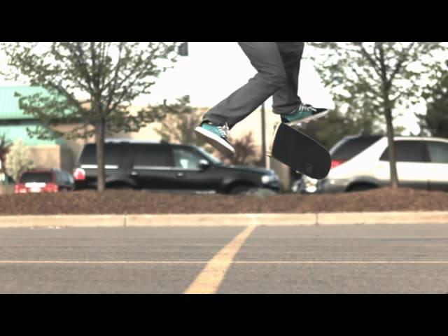 Skateology: 360 flip (1000 fps slow motion)