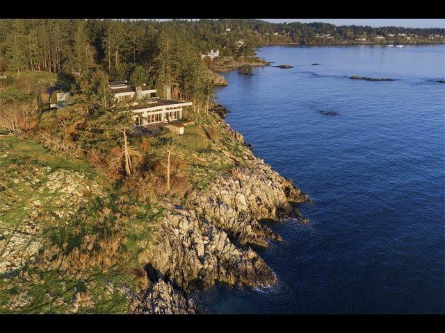 Sophisticated Contemporary Oceanfront Home in Victoria, Canada