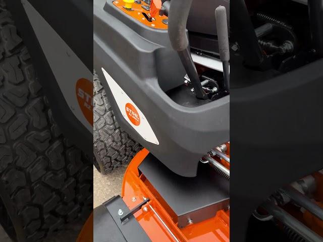 STIHL RZ 560k with upgraded suspension seat and Tweels! #lawnmowingbusiness #stihl #stihlmower #usa