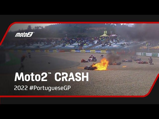 Multiple rider crash brings out the red flag in Moto2™ | 2022 #PortugueseGP