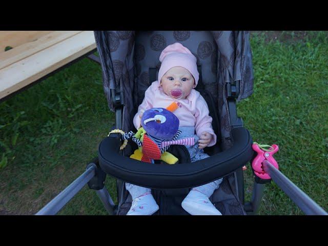 Прогулка с реборном Мэлади / Коляска куклы реборн /Riding a reborn / Strolling Doll Reborn