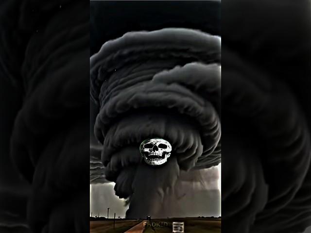 Biggest tornado #shrots #shrotsyt #edit #foryou #tornado #trending #viralvideo #viral
