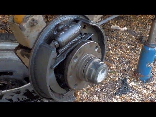 How to remove and put the rear brake pads VAZ 2108, 2109, 21099