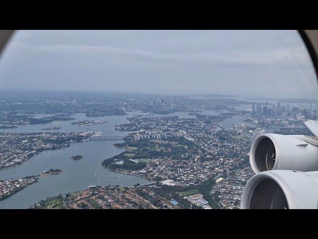 Singapore Airlines Airbus A380 take off at Sydney Kingsford Airport (SYD) to Singapore