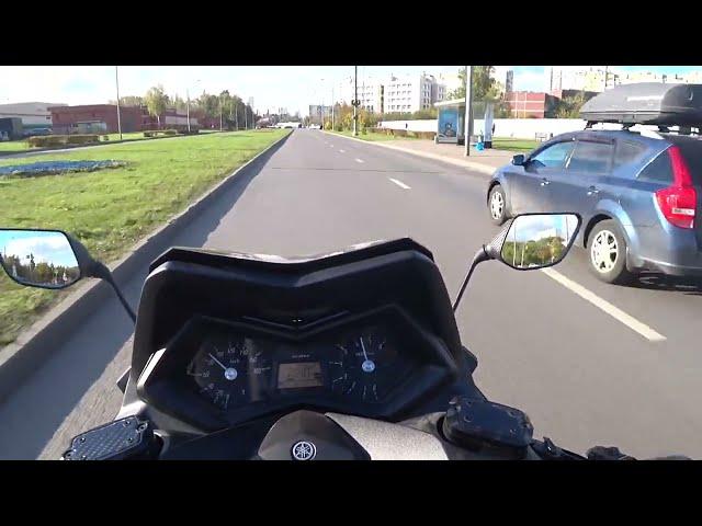 T MAX 530 всё таки скутер пушка.