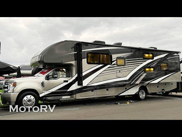 Super C 4x4 Magnitude RS36 2023 Ford F-600 Super Duty Motorhome by Thor motor Coach