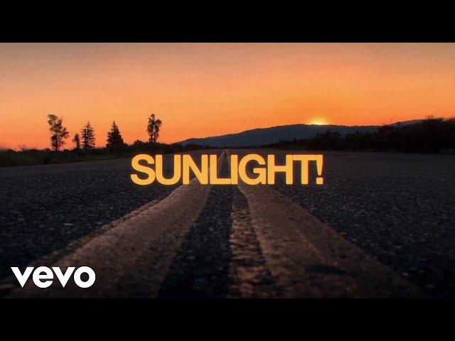 elijah woods - Sunlight! (official lyric video)