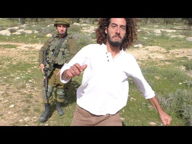 Israeli settlers attack Palestinian residents, South Hebron hills, 28 March 2020