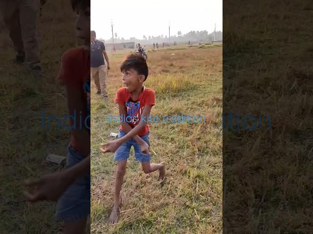 small pro kite fighter-Kolkata#kiteflying #patang #shorts #ytshorts ⭐⭐⭐⭐⭐⭐⭐⭐⭐