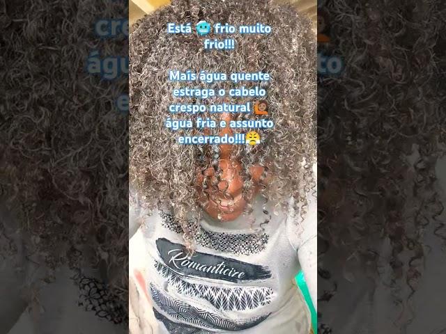 Pôde lavar o cabelo crespo na água quente no inverno?Nunca! #cabelonatural#crespo#cachos #hairstyle