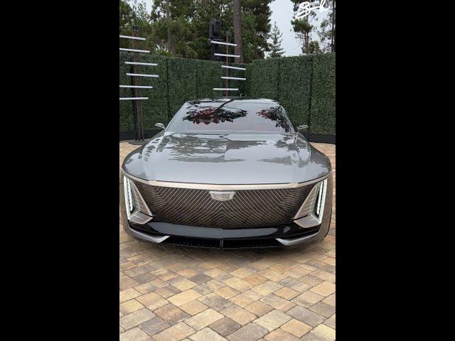 Cadillac's fully electric Celestiq concept! 