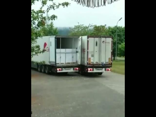 Водитель из Girteka ломает двери на полуприцепе / Driver Girteka breaks the doors on the trailer