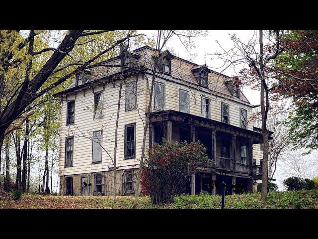 The Huge Breathtaking Abandoned Dr. Augustine’s Mansion Up North in the Mountains w/ Everything Left