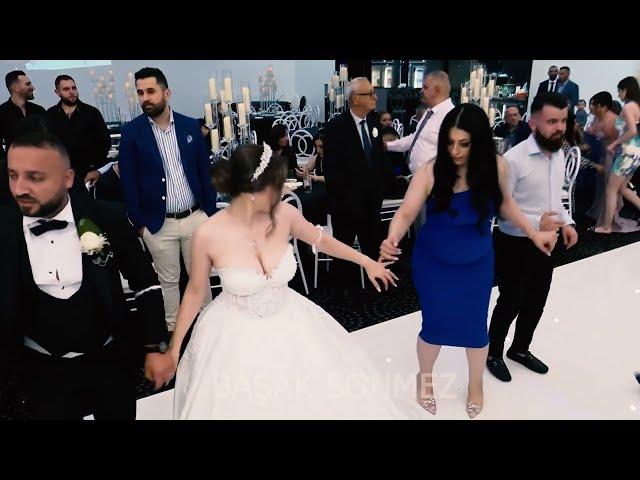 Cesur Gelin Dekoltesiyle Düğüne Damga vurdu. PART 2  Düğün güzelleri