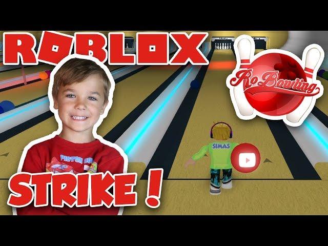 PLAYING BOWLING in ROBLOX | MY FIRST STRIKE EVER! (RoBOWLING)