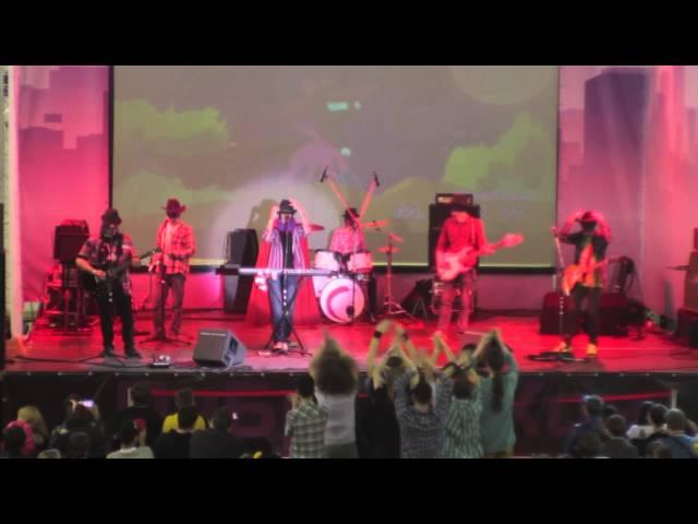 BroniKoni - M.M.D.W. (Live @ RuBronyCon 2015)