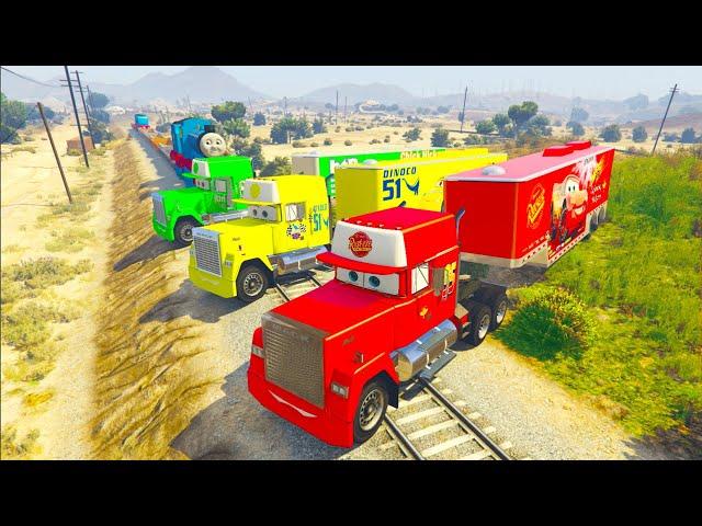 Mack Truck Hauler in trouble with train spiderman Mack & Friends