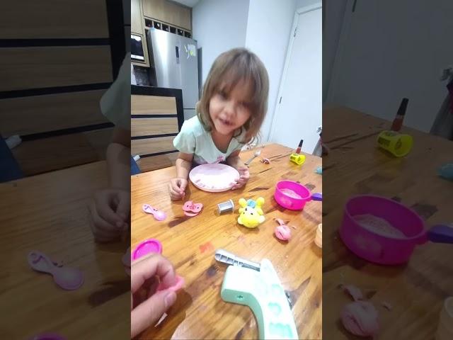 PLAYDOH ALICE E MILLENA TOYS