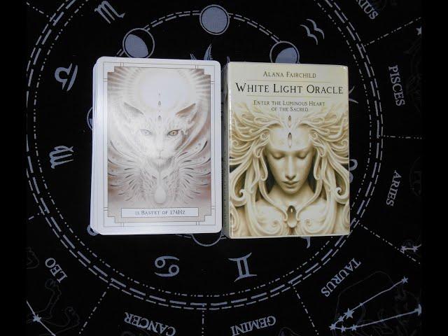 Обзор колоды "Оракул Белого Света / White Light Oracle".