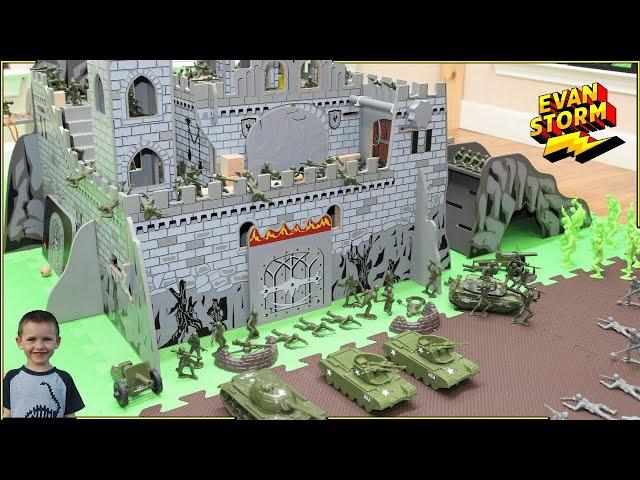  PLAY at HOME Castle Defense with Green Plastic Army Men VS Exosaur Gray Army and Hunters