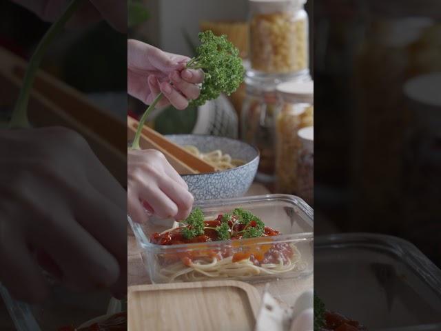 spaghetti in a glass container #shorts