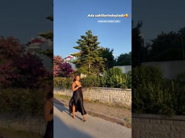Gizem Hatipoğlu Kınalıada'da #shorts #gizemhatipoğlu #youtubeshorts