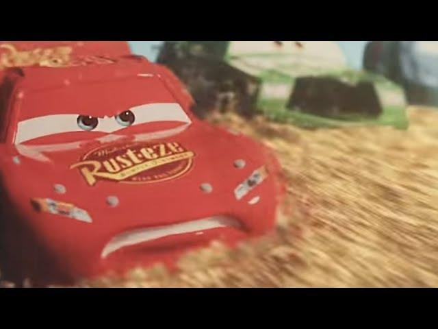 Disney•Pixar Cars Daredevil Garage | Testrit in de Zandbak | Disney NL