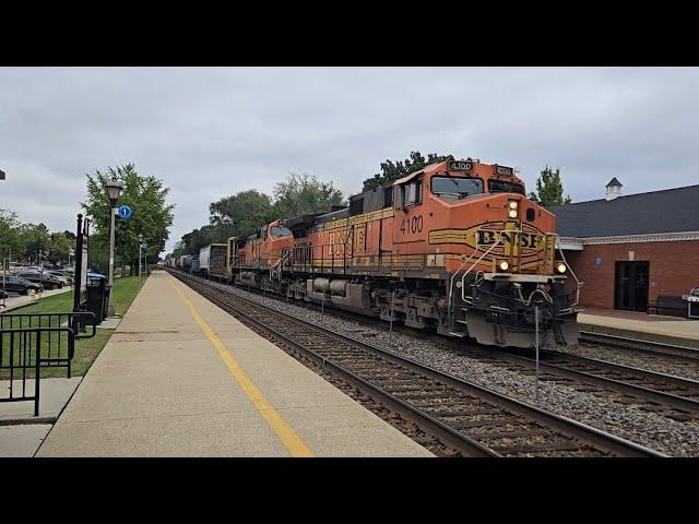 BNSF Manifest and Amtrak California zephyr meet at Brookfield IL 09/28/2024