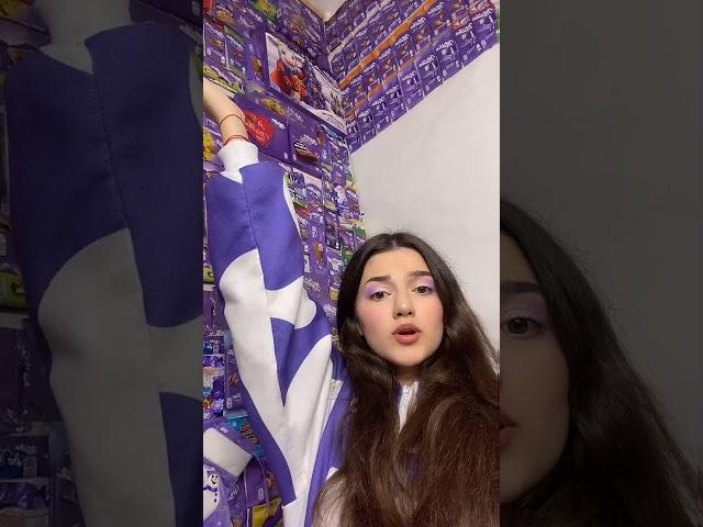 Milka Super Fan Girl