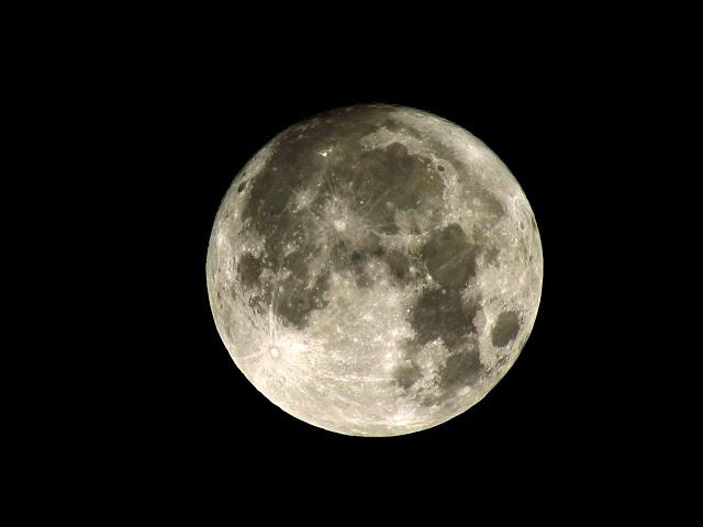 FULL MOON VIDEO HD   Free Stock Footage   Free HD Video   no copyright Full HD