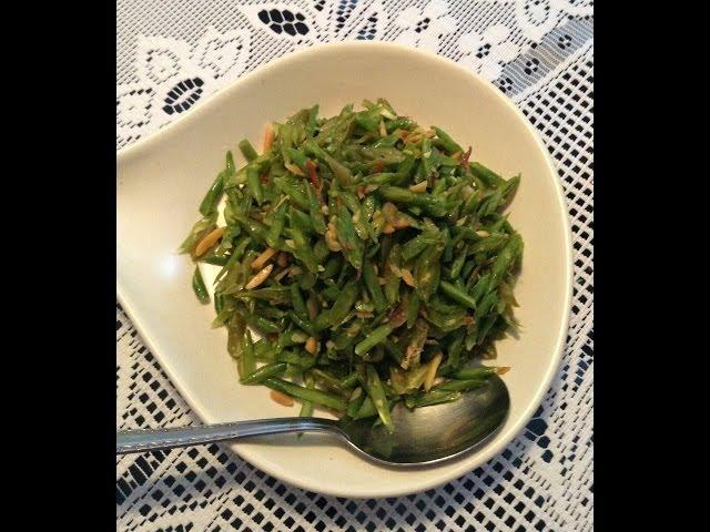 Fasolka z migdałami / green beans with almonds