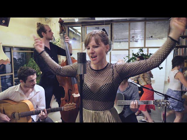 GYPSY JAZZ - EVERYBODY WANTS TO BE A CAT - HOT CLUB DU NAX -