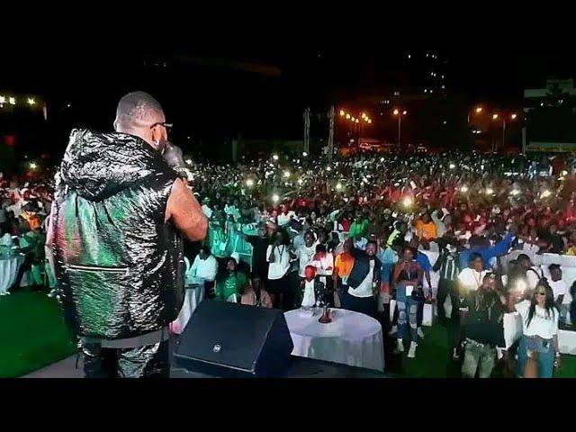 FERRE GOLA CONCERT LIVE PERFORMANCE ANGOLA EYINDAKI MABE ANGOLANO