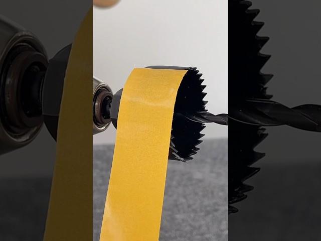 Awesome trick with a drill and a hole saw. #woodworking #short
