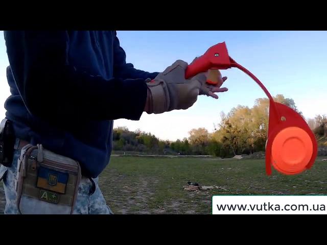 MTM EZ-Throw - клюшка для метания тарелок для стендовой стрельбы