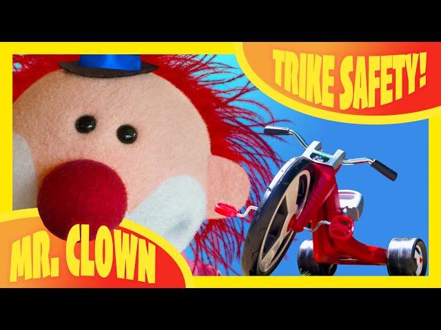 Mr. Clown's Wild Trike Ride! Dog chases Monkey! KID'S TRIKE SAFETY!