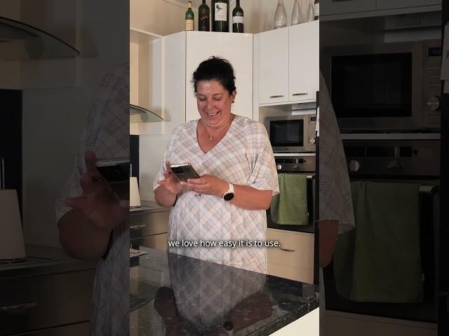 Hear from Sonya about how easy her solar system is to use 