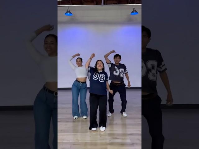 This is so dope!!#whacking  #popping #losangeles #oldschool #oldschooldance #mihrankstudios