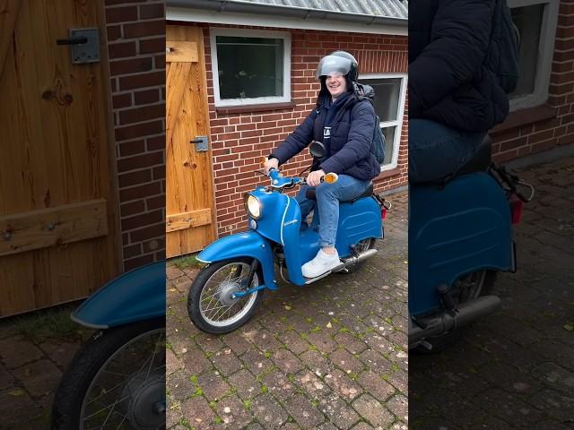 #Schwalbe #moped #simson #motorrad #nordsee #küste #husum #vincentgross #kultmoped #oldtimer