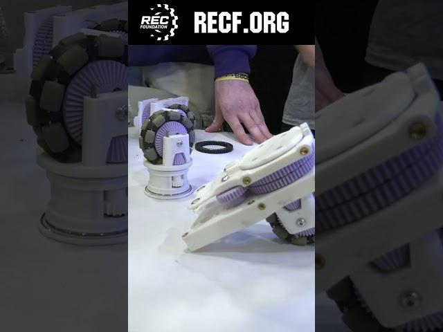Swerve drive on VEXU Queen - QVEX Robot #vexrobotics