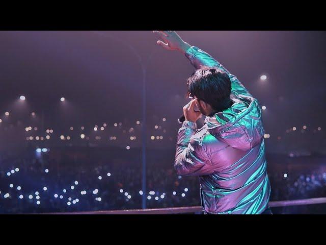 Tera Hone Laga Hoon — Hamza Sohail Live In UCP Annual Concert 2022 — Singing along the crowd 