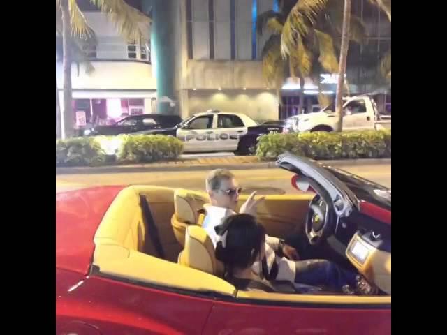 Scott Storch Pimpin' In New Ferrari - Miami