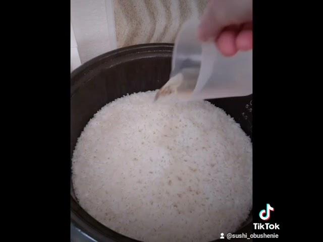 моем, варим рис для роллов