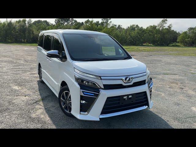 Toyota Voxy ZS KIRAMEKI 2018 - Привёз под Заказ из Японии